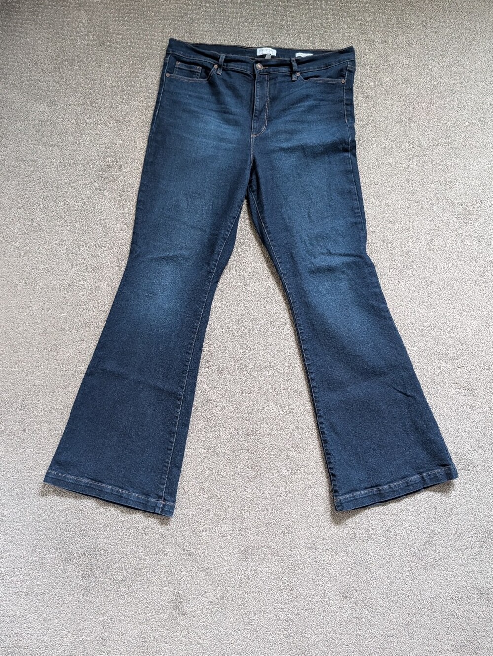 Dark Blue Women's Flare Jeans - Classic Denim